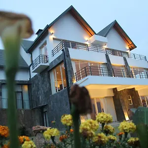  Вилла Serenus Boutique